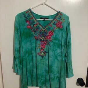 Calessa ladies top, size L, embroidered, in great condition.